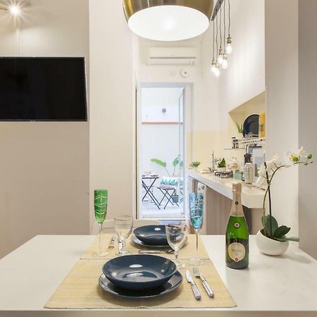 Piazza Martiri Apartment Кальярі Екстер'єр фото